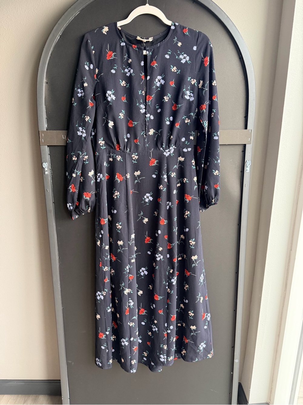 Floral long sleeve midi dress